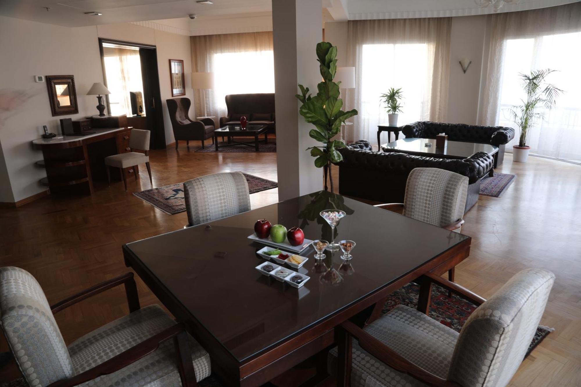Warwick Palm Beach Hotel Beirut Eksteriør billede