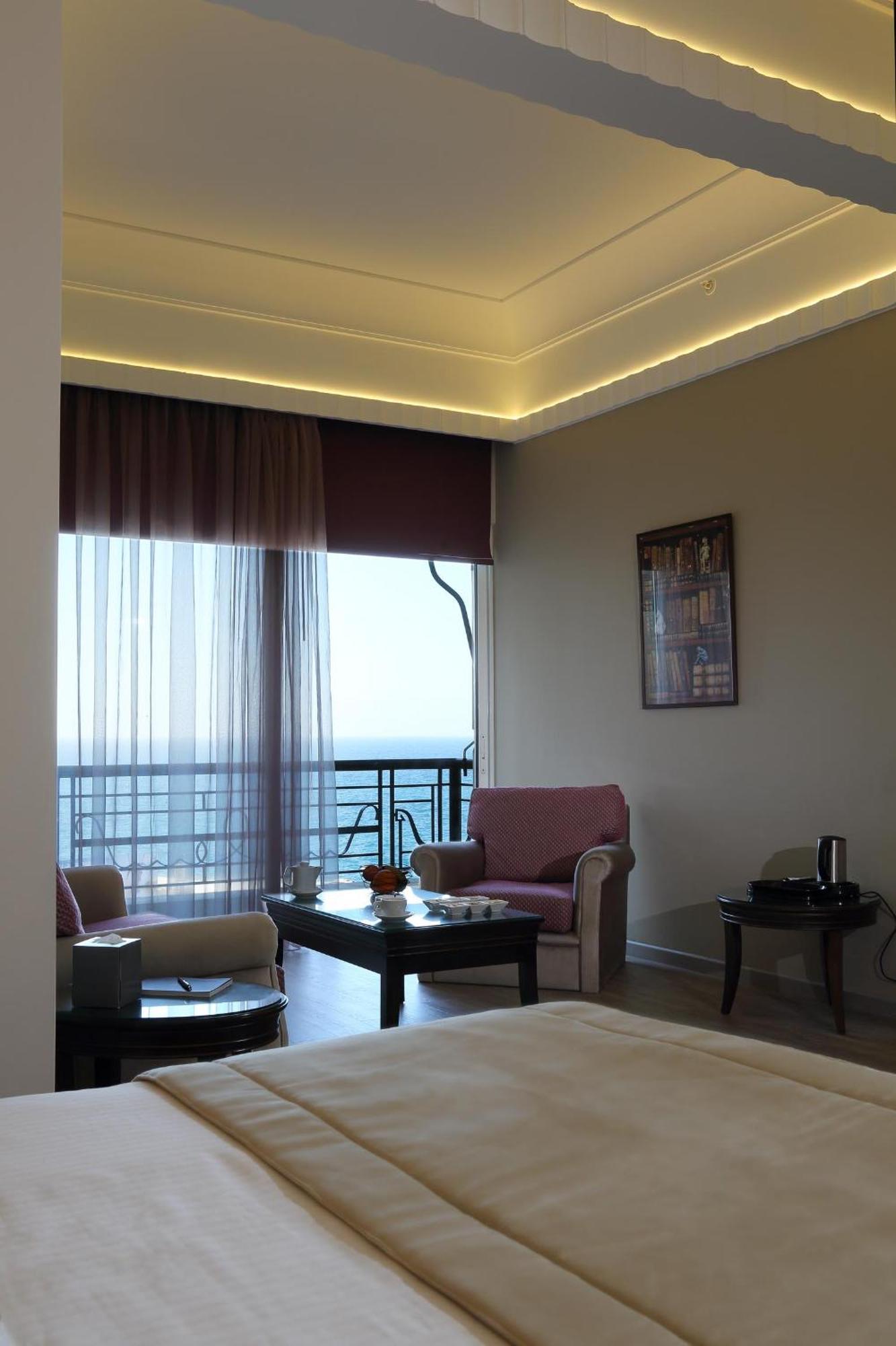 Warwick Palm Beach Hotel Beirut Værelse billede