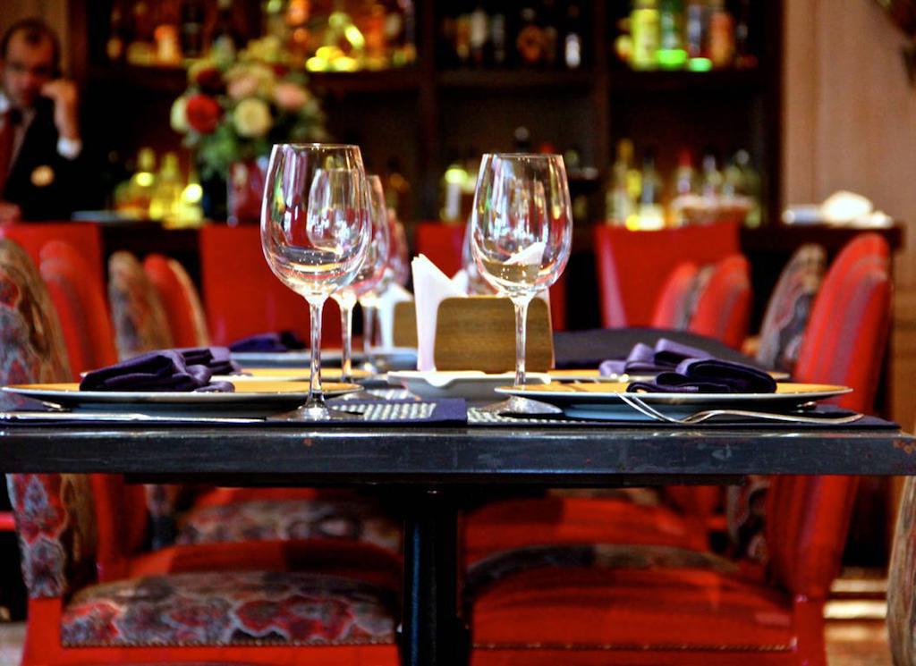 Warwick Palm Beach Hotel Beirut Eksteriør billede